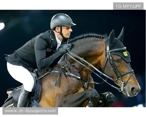 英格兰骑手凯特·哈里森在巴黎奥运会三项赛中获得第十四名，展现出色表现。