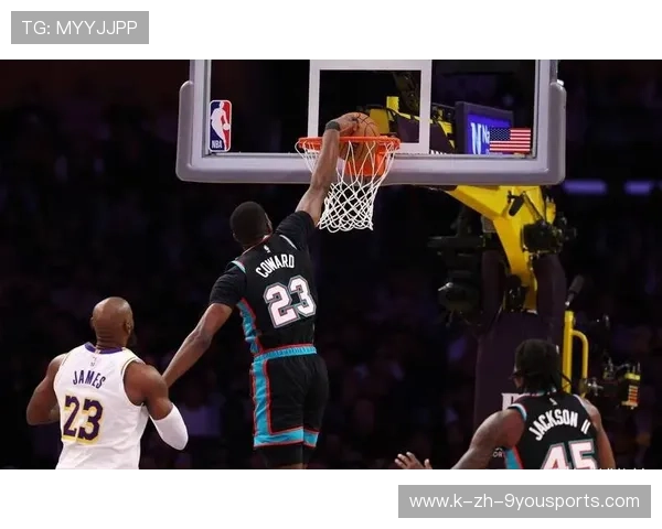 詹姆斯在对阵快船的比赛中砍下52分，带队在末节完成惊天逆转！，詹姆斯快攻得分排行